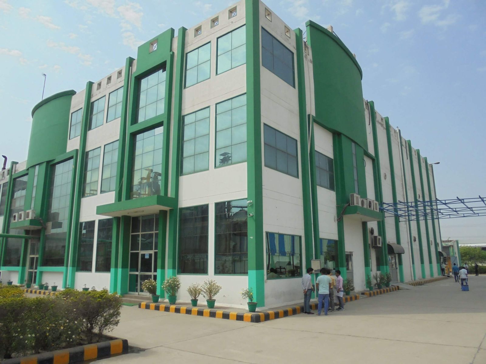 Lars Medicare clean-room production line for medical disposables in Sonepat, India